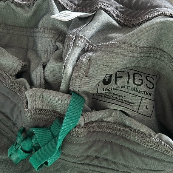 Figs Mens Axim Cargo Scrub Pants - Picture 5 of 11